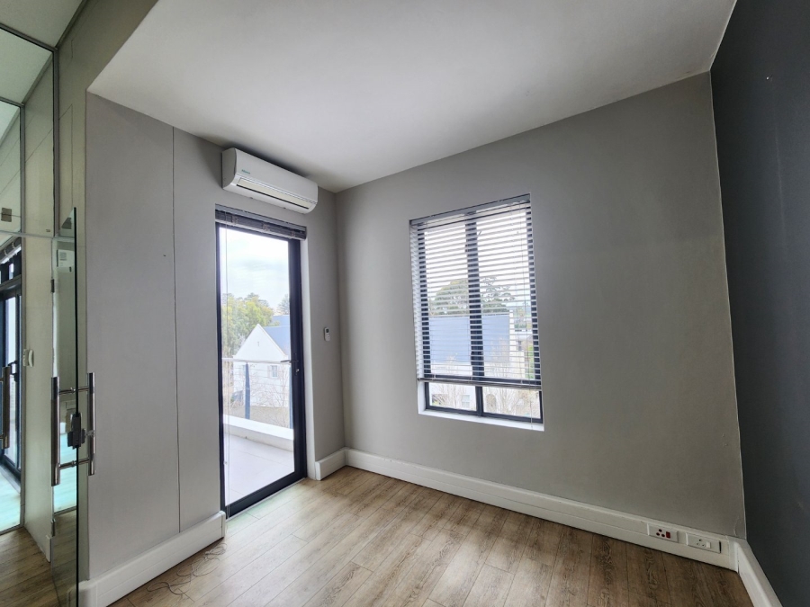 To Let commercial Property for Rent in Paardevlei Western Cape
